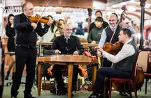 Dinner cruise on the Danube with folklore dance and live music