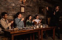 Edinburgh old town walking tour with whisky tasting