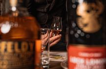 Edinburgh old town walking tour with whisky tasting