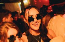 Porto Pub Crawl with 7 Drinks, Games, and VIP Club Entry