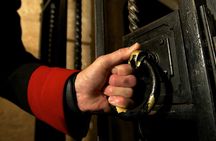 Tower of London and Private Audience with Beefeater