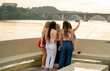 Party Yacht Cruise on the Potomac River in Washington