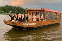 Vistula River Evening Cruise with Welcome Drink