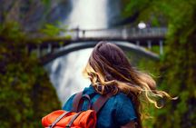 Columbia Gorge Waterfalls Botanical Discovery Hike