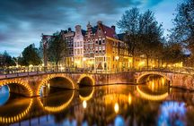 Amsterdam Cheese and Wine Cruise Through the Canals