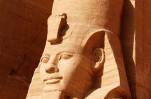 Guided Tour of Abu Simbel Temples from Aswan with Nubian Lunch