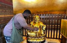Private guided tour of Bangkok's three iconic temples