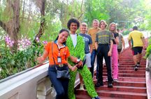 Discover Chinatown in Bangkok with private guide and vehicle