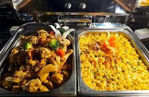 Bangkok dinner cruise with buffet, live music and hotel pickup