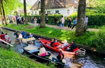 Giethoorn Guided Tour with Cruise and Cheese Platter from Amsterdam
