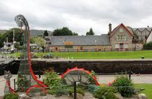 Loch Ness guided tour with boat cruise