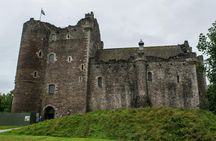 Outlander guided tour with tickets to three castles