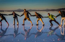 Starlight Experience at Salar de Uyuni with Sunset Viewing