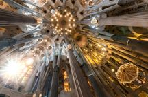 Skip the Line: Sagrada Familia Guided Tour