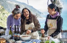 Market Tour and Dining Experience at a Cesarina's Home in La Spezia