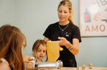 Pasta-making class, tasting and prosecco with local chef in Rome