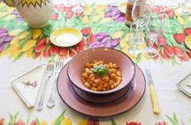 Cooking class and tasting at a Cesarina's home in Lucca