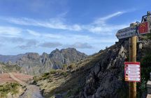 Bus Transfer from Achada do Teixeira to Pico do Areeiro
