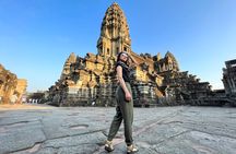 Sunrise Guided tour of Angkor Wat Temple with Breakfast