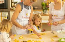 Cooking class and tasting at a Cesarina's home in Rome