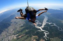 15,000 Ft Skydive Experience in Cairns North Queensland