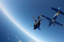 15,000Ft Wollongong Skydive in the Week with Transfer from Sydney