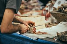 Market tour and dining experience at a Cesarina's home in Modena
