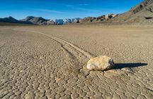 10 Self-Guided Driving Tours from Las Vegas
