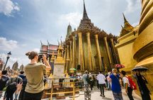 Private tour of Bangkok's temples and Grand Palace with hotel pick-up