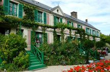 Full-Day Trip to Giverny and Claude Monet's House and Gardens from Paris