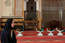 Dubai old and modern city guided tour with Blue Mosque visit
