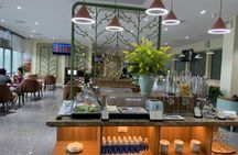 Access to the Lien Khuong International Airport business lounge