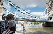 London Top Sights Guided Walking Tour with Visit to the Tower Bridge