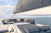 Catamaran cruise in Mykonos with meal, drinks and transport