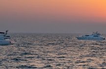 Dubai sunset cruise with bites and drinks