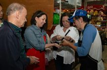 Market and tacos food tour in Mexico City with Chef Vicente Torres