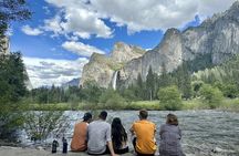 Total Yosemite experience with giant sequoias tour