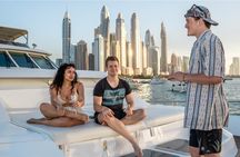 Morning yacht tour in Dubai with snacks and drinks