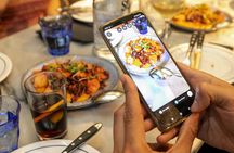 Eixample Bites: Tapas, Food & Wine Tasting Tour in Barcelona