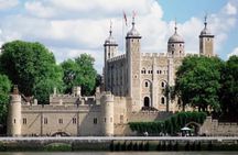 Harry Potter Walking Tour with Thames Cruise and Tower of London