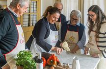 Small-Group Pasta and Tiramisu Class in Lake Maggiore