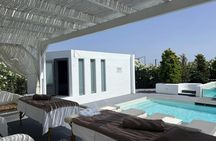 Signature aromatherapy private spa treatments in Santorini