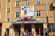 Berlin hidden spots and street art guided bike adventure