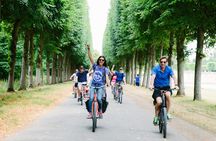 Half-day Versailles bike tour with palace and Hamlet visit