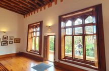 Full-Day Town of the Western Coast of Cantabria Guided Tour