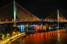 Ha Long night tour with seafood dinner and night market
