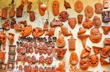 Bat Trang village of ceramics half-day guided tour from Ha Noi