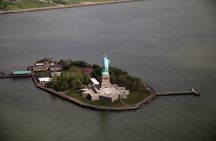 Statue of Liberty and Immigration Museum with Ferry and Audio Guide