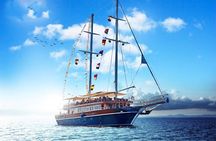 Pirates Snorkeling Yacht Tour from Hurghada with Seafood and BBQ