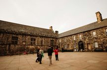 Edinburgh Castle guided tour with early VIP access